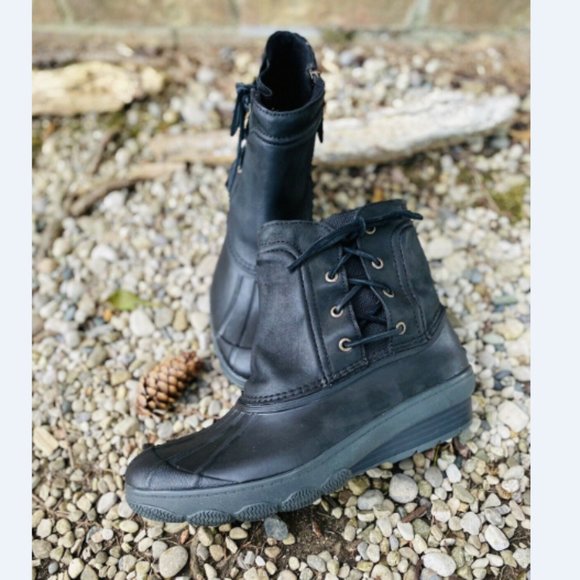 sperry women's duck boots with zipper